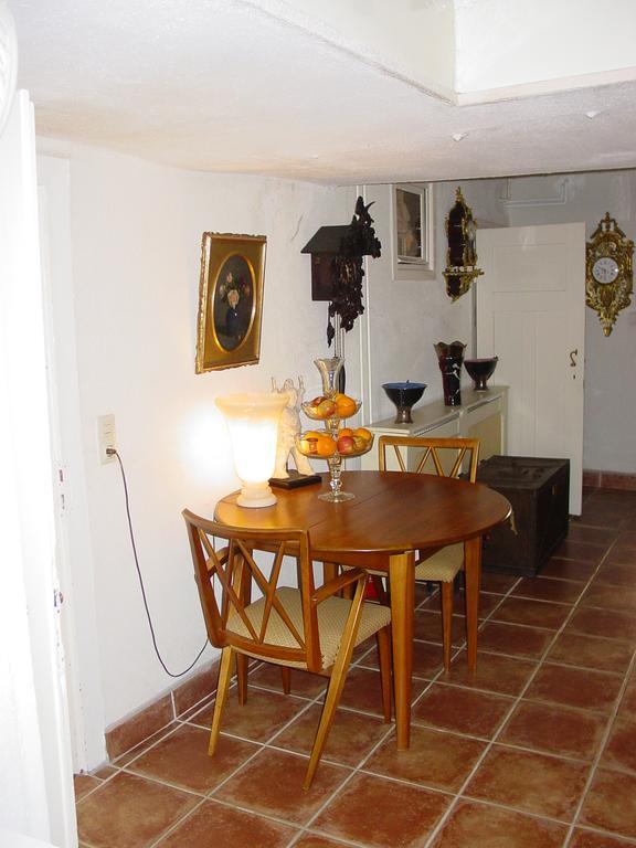 Robert'S Bed & Breakfast Helmarshausen Экстерьер фото