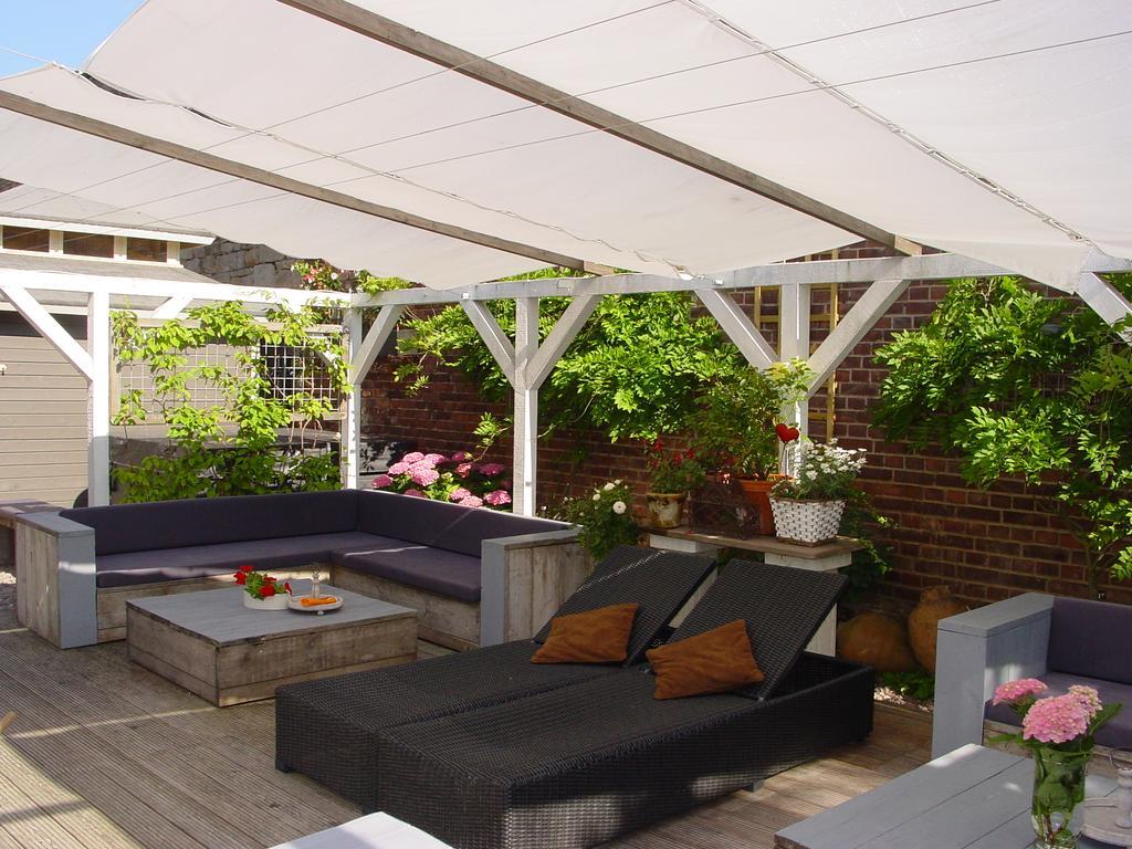 Robert'S Bed & Breakfast Helmarshausen Экстерьер фото